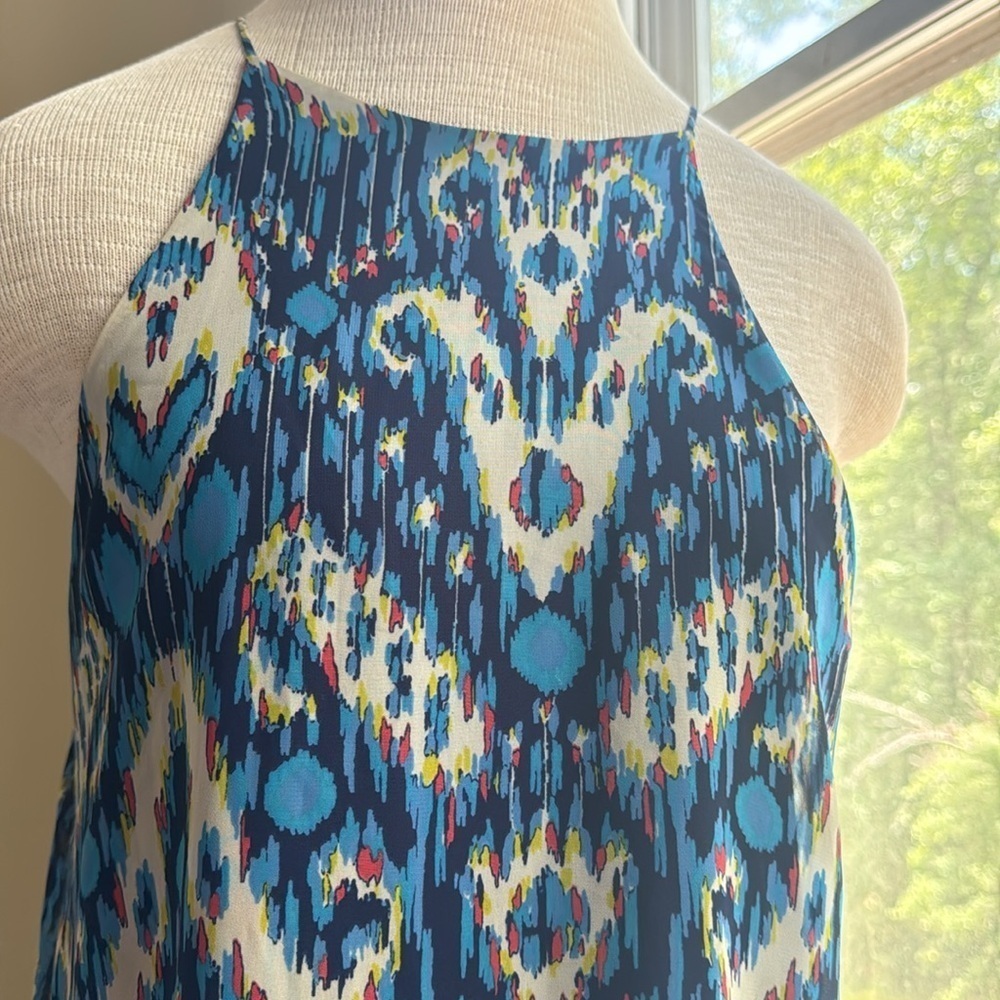 Dress sleeveless